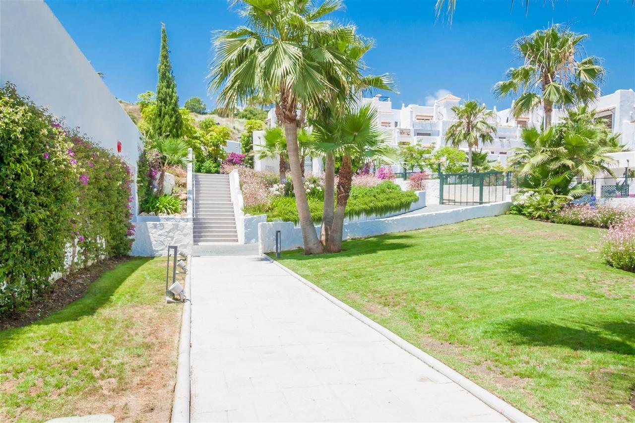 Golf Hill Estepona Canovas Exterior foto